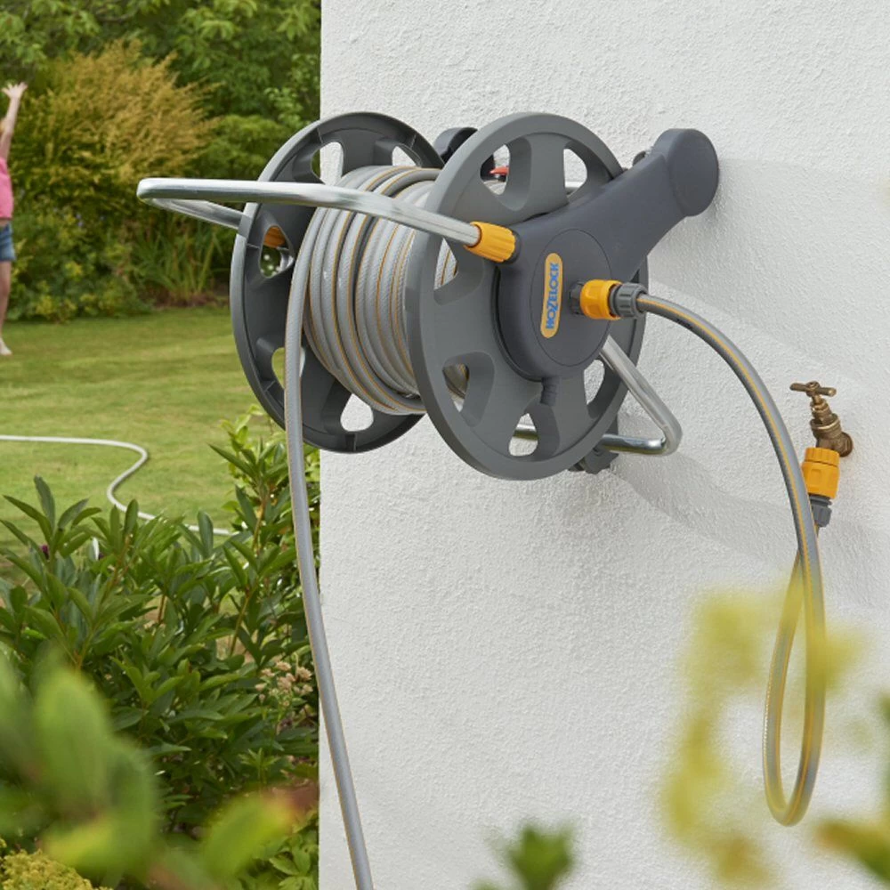 Hozelock 2-in-1 Assembled Empty Hose Reel 4 Hozelock 2-in-1 Assembled Empty Hose Reel - Image 2